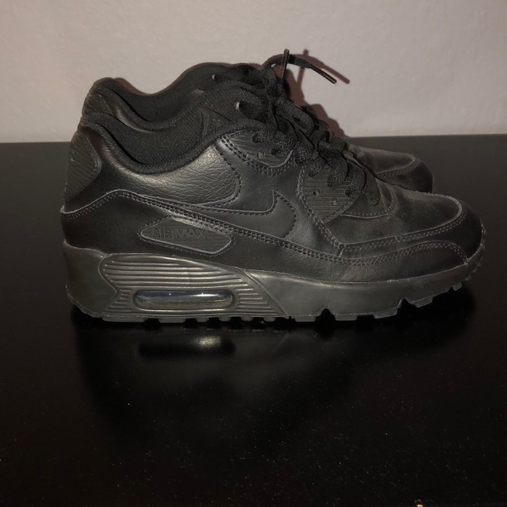 Black nike air max